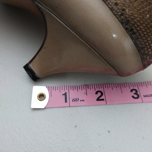 VINTAGE NEVER WORN EVAN PICONE pump. - Picture 9 of 10